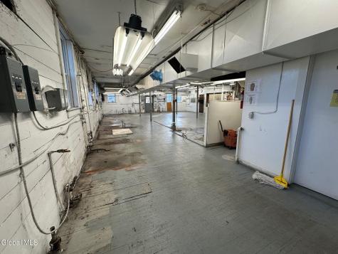 89R Bay Street Glens Falls NY 12801