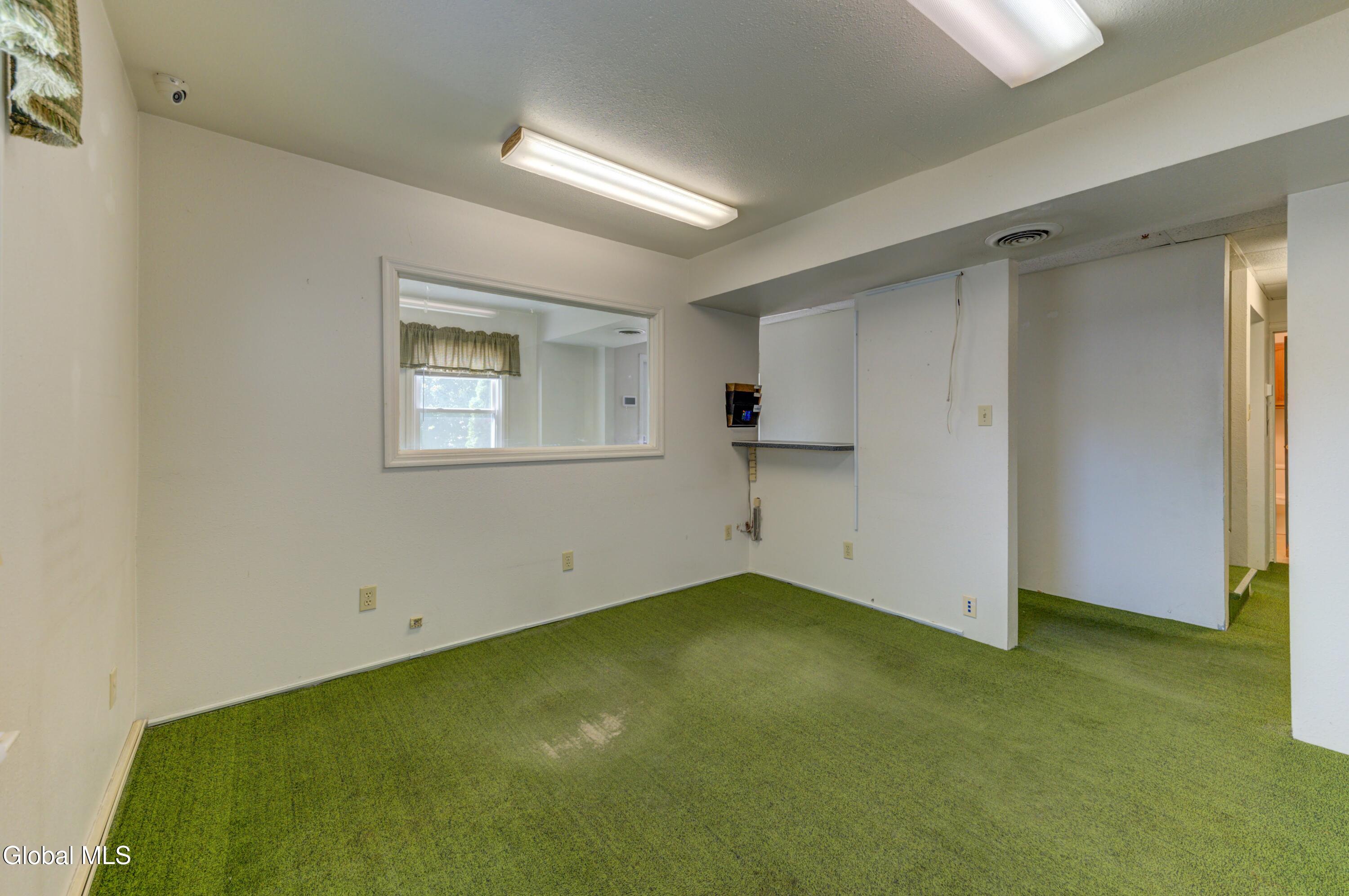 34 Russell Road Colonie NY 12205