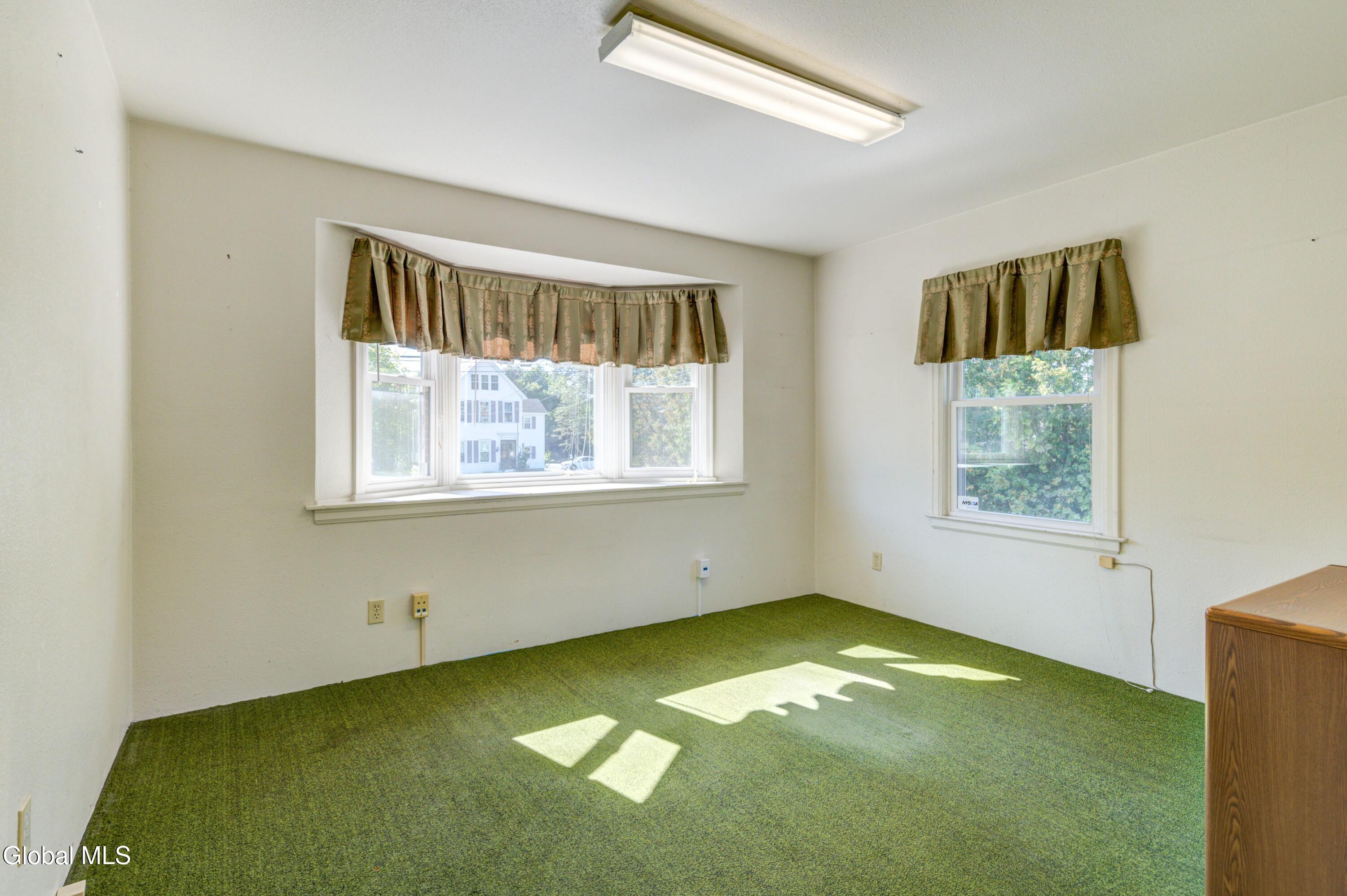 34 Russell Road Colonie NY 12205