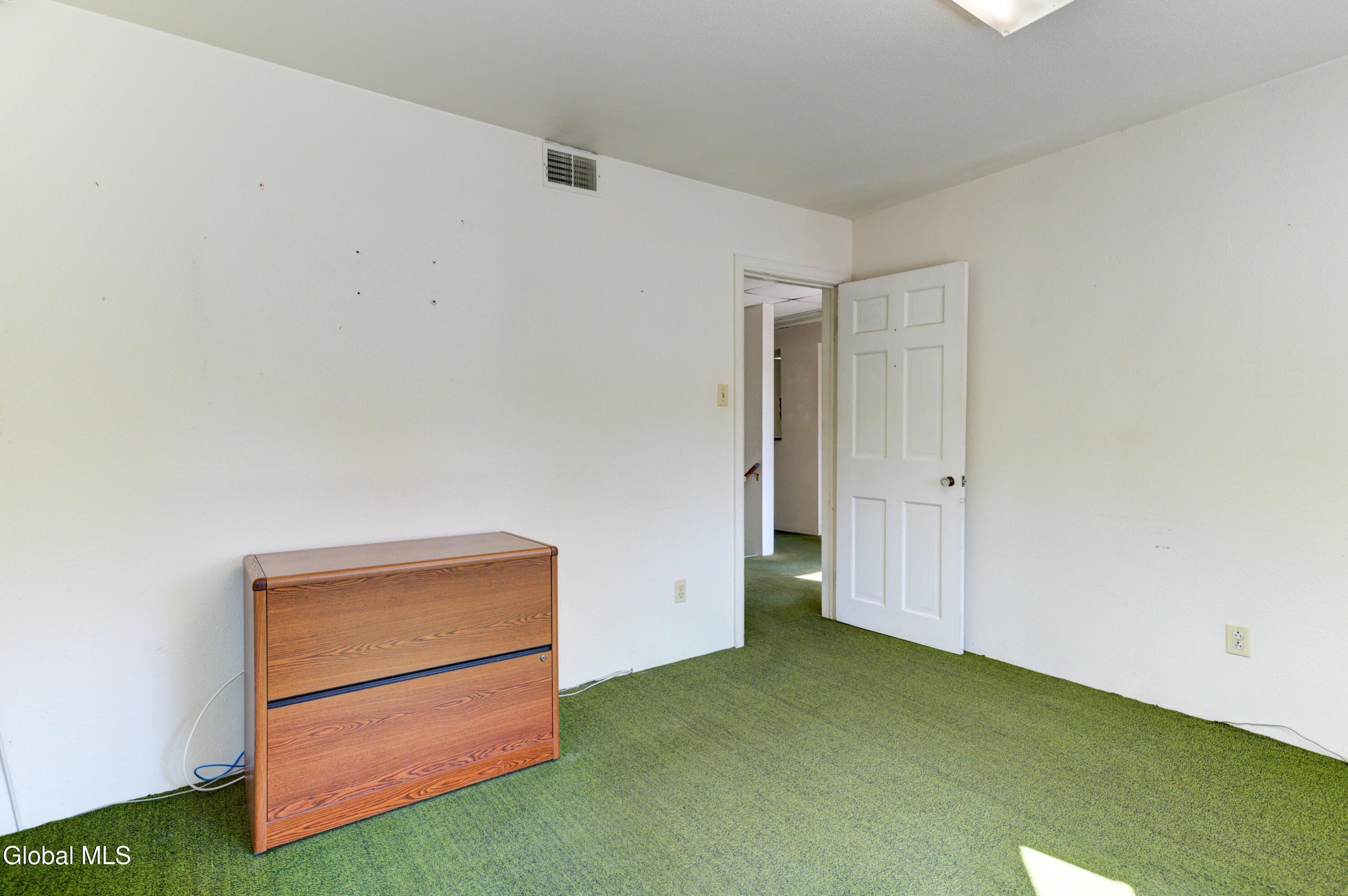 34 Russell Road Colonie NY 12205