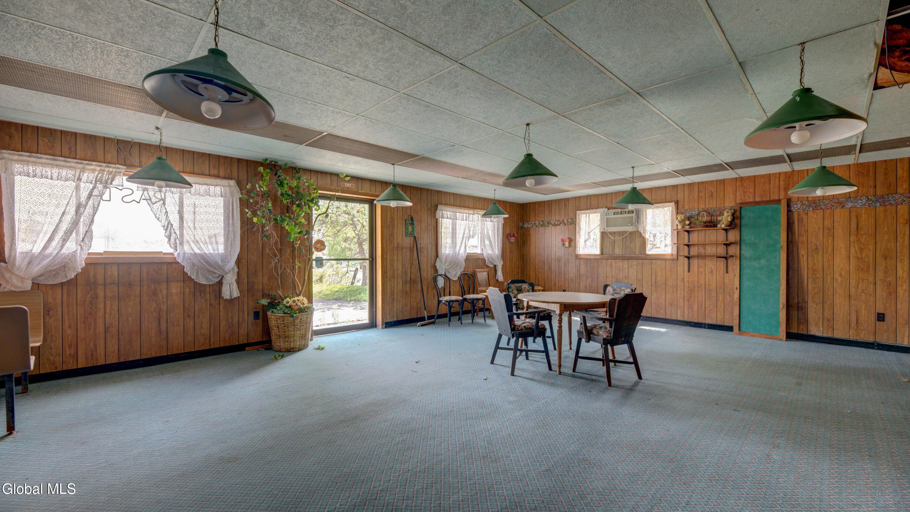 2903 Ny-8 Speculator NY 12164