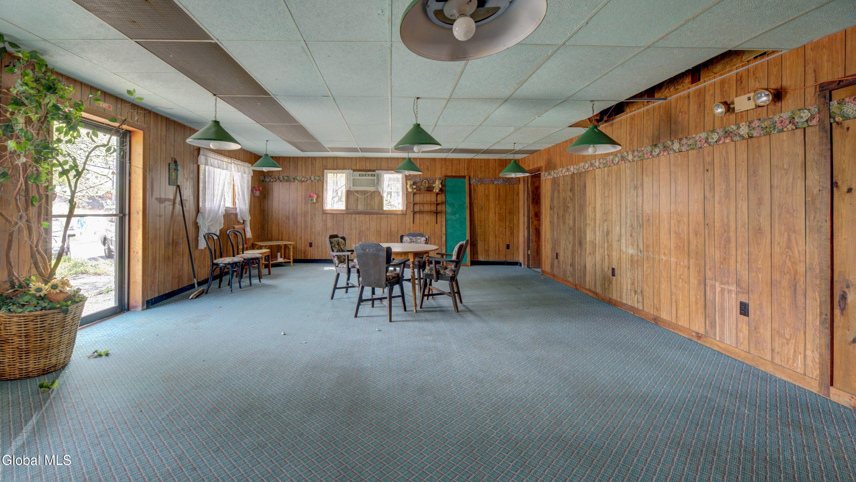 2903 Ny-8 Speculator NY 12164