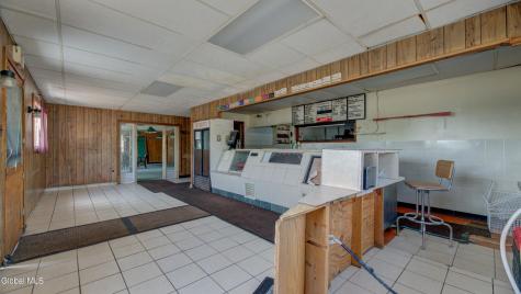 2903 Ny-8 Speculator NY 12164