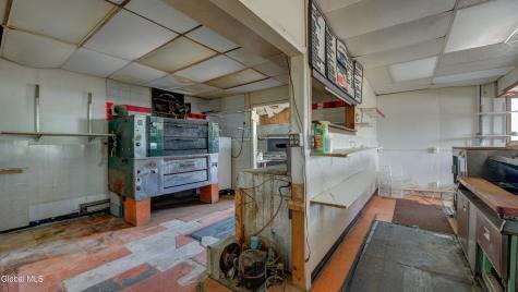 2903 Ny-8 Speculator NY 12164