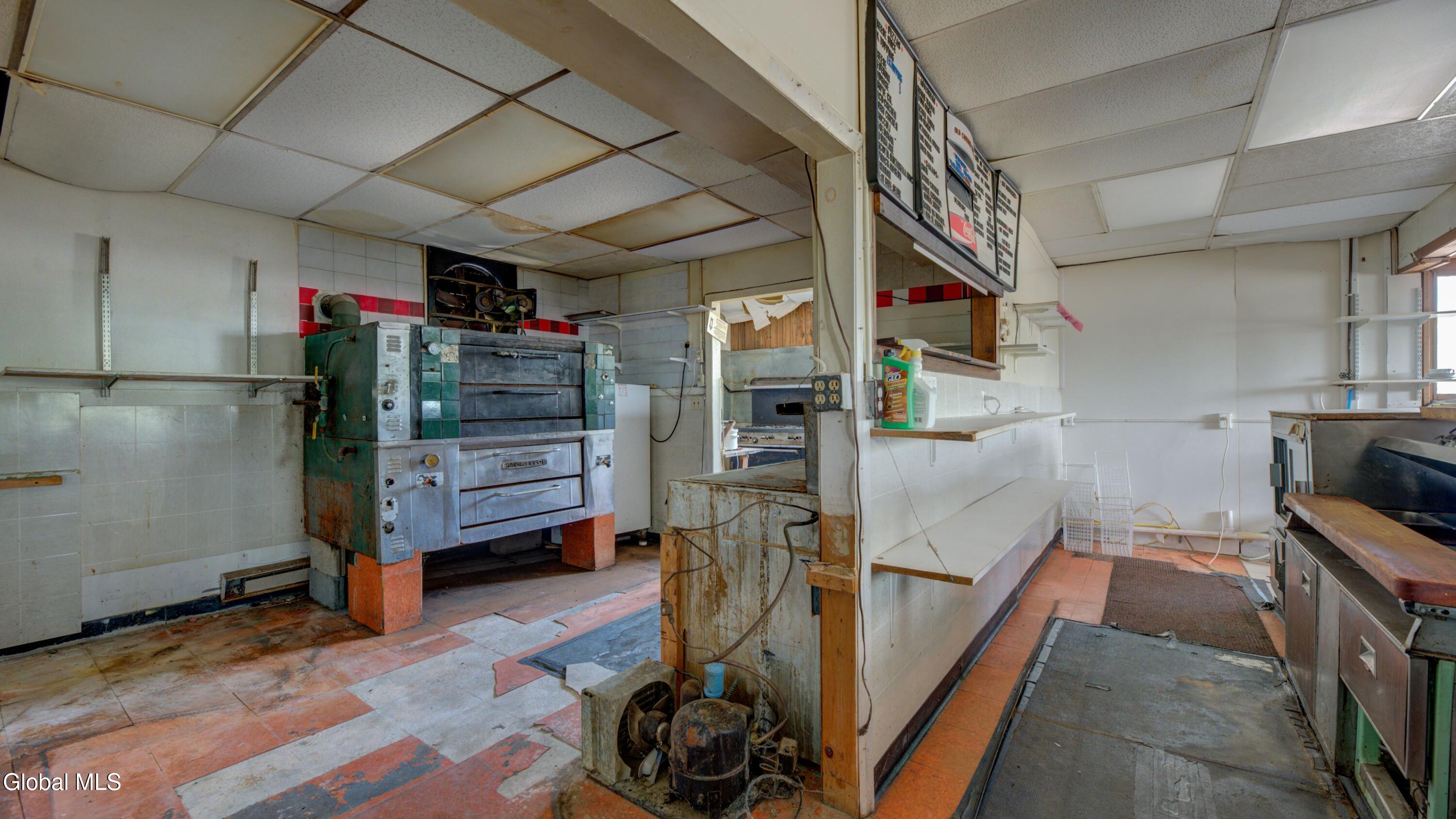 2903 Ny-8 Speculator NY 12164