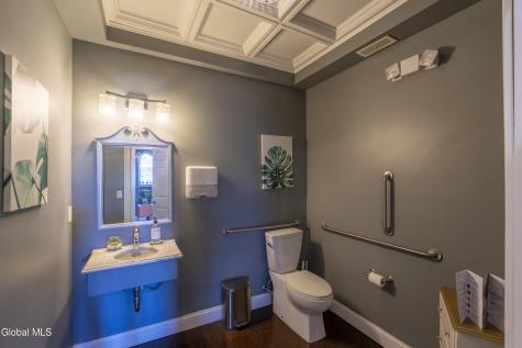 182 S Broadway Saratoga Springs NY 12866