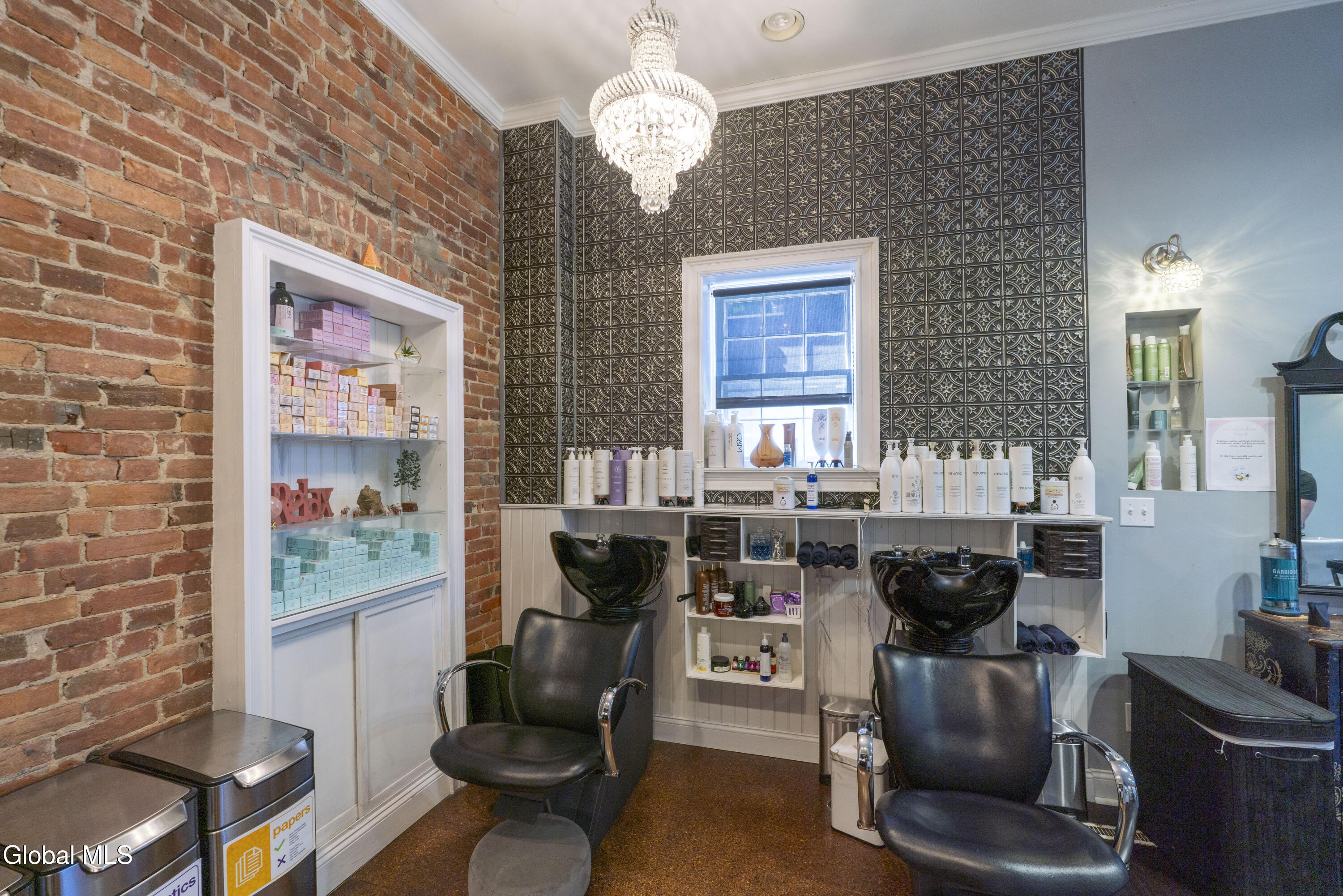 182 S Broadway Saratoga Springs NY 12866