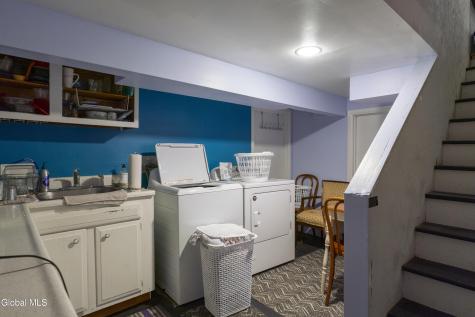 182 S Broadway Saratoga Springs NY 12866