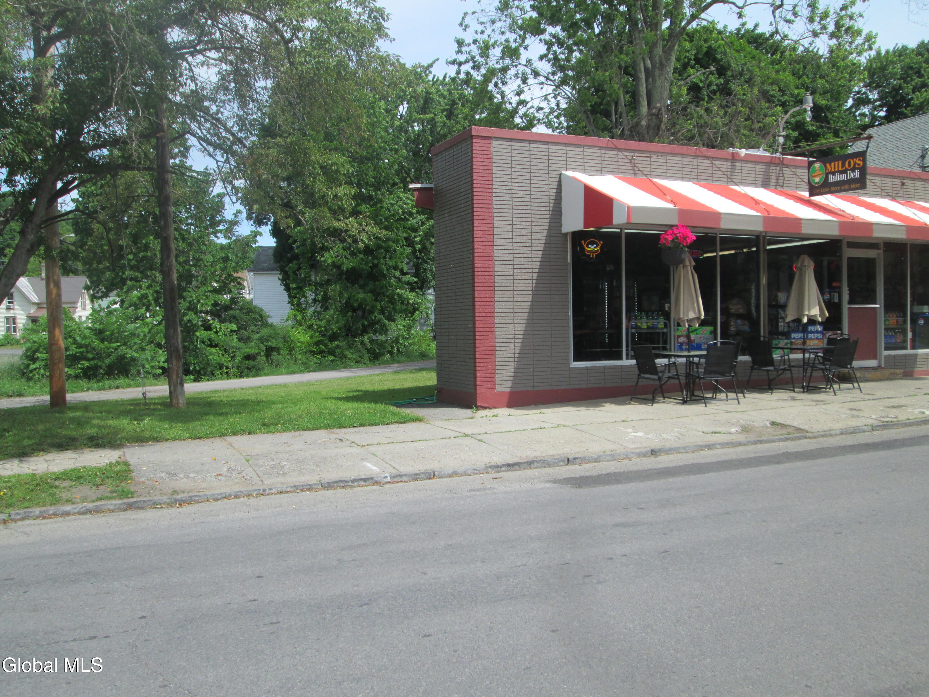80-82 W 8th Avenue Gloversville NY 12078