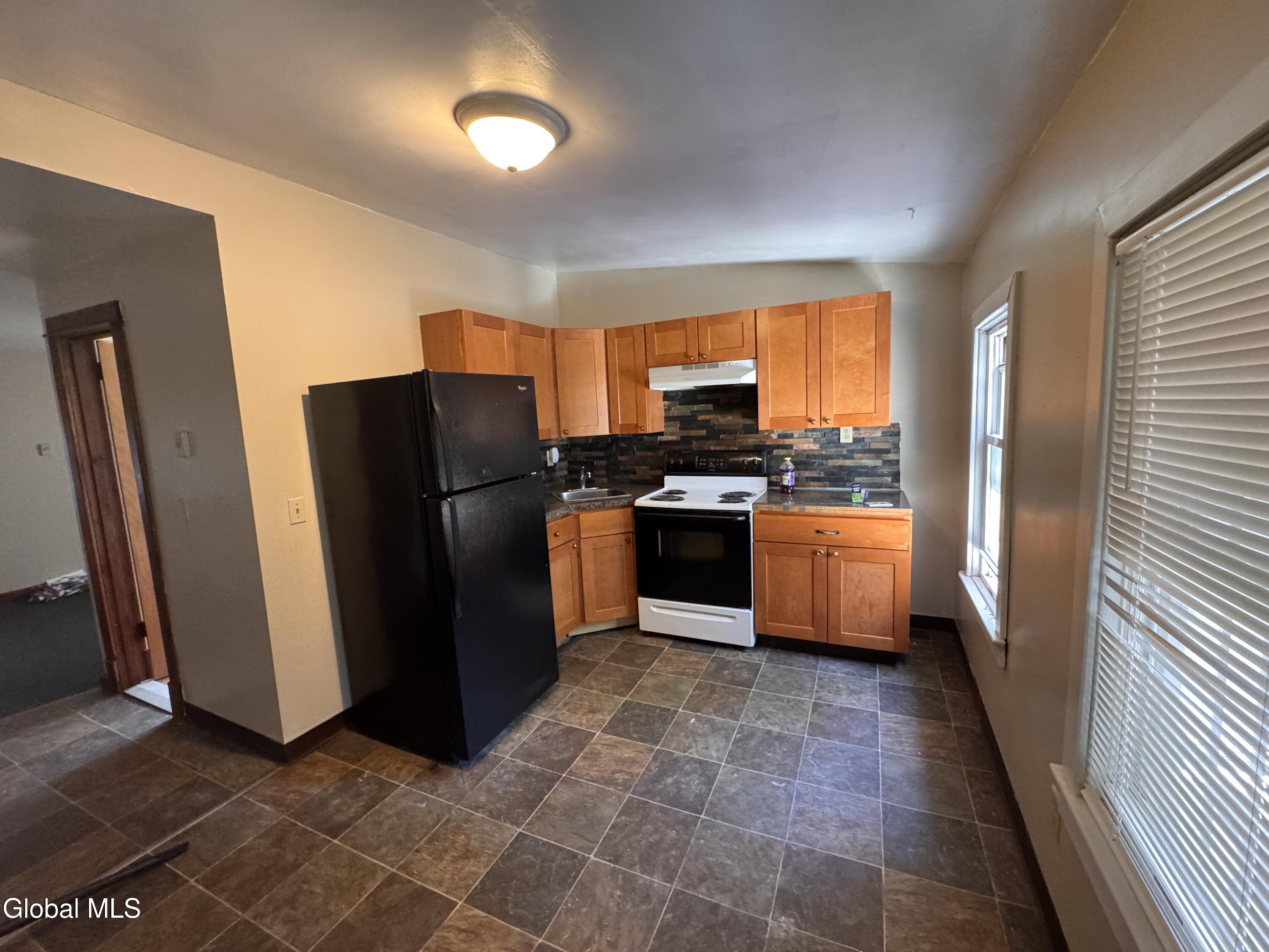 8 John Street Rensselaer NY 12144