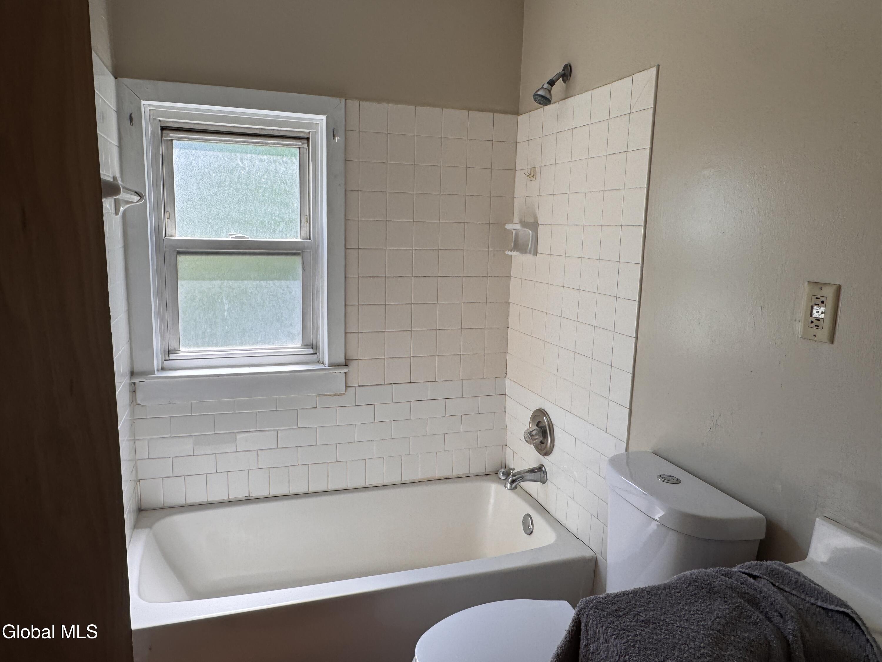 8 John Street Rensselaer NY 12144