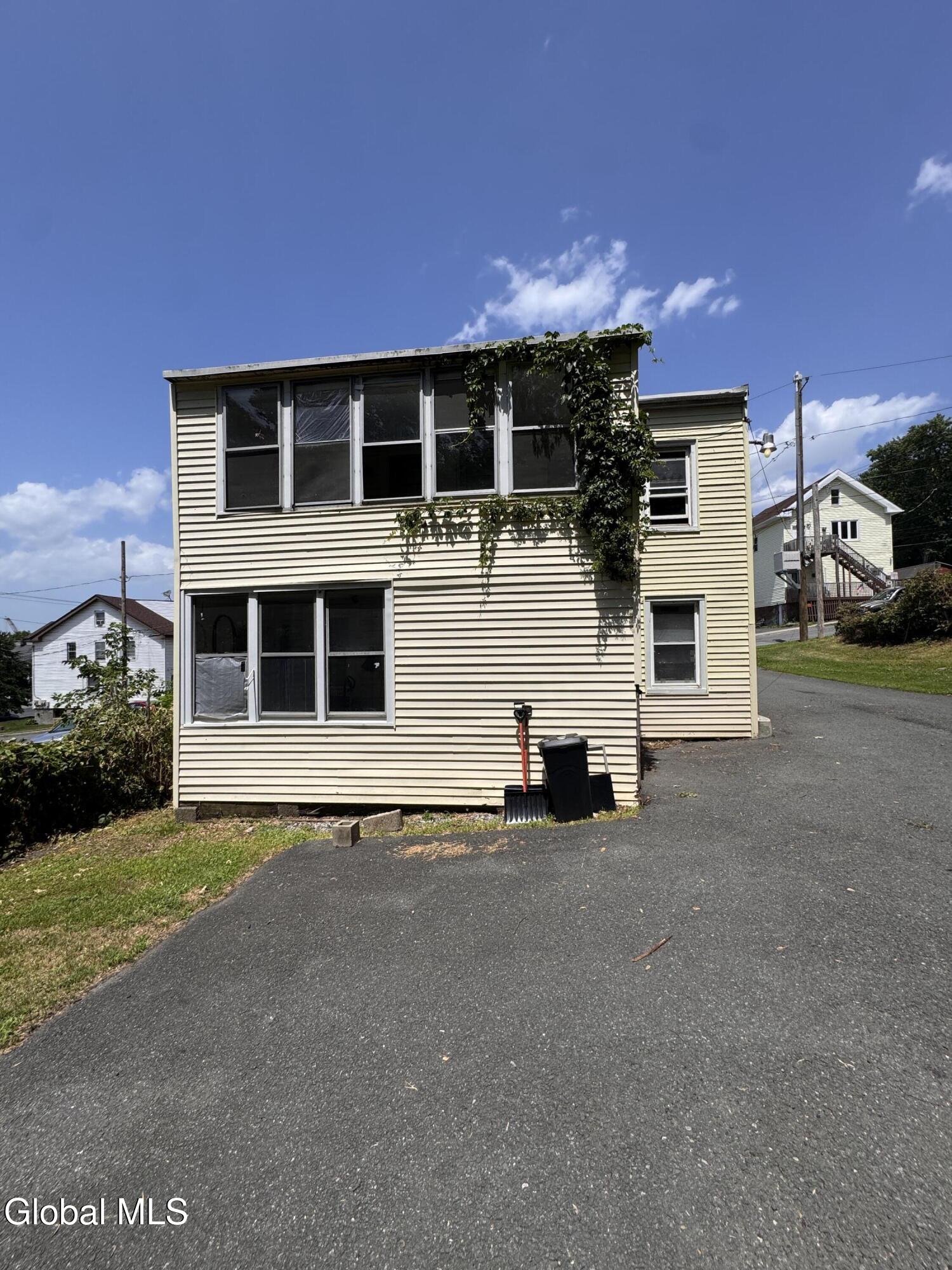 8 John Street Rensselaer NY 12144