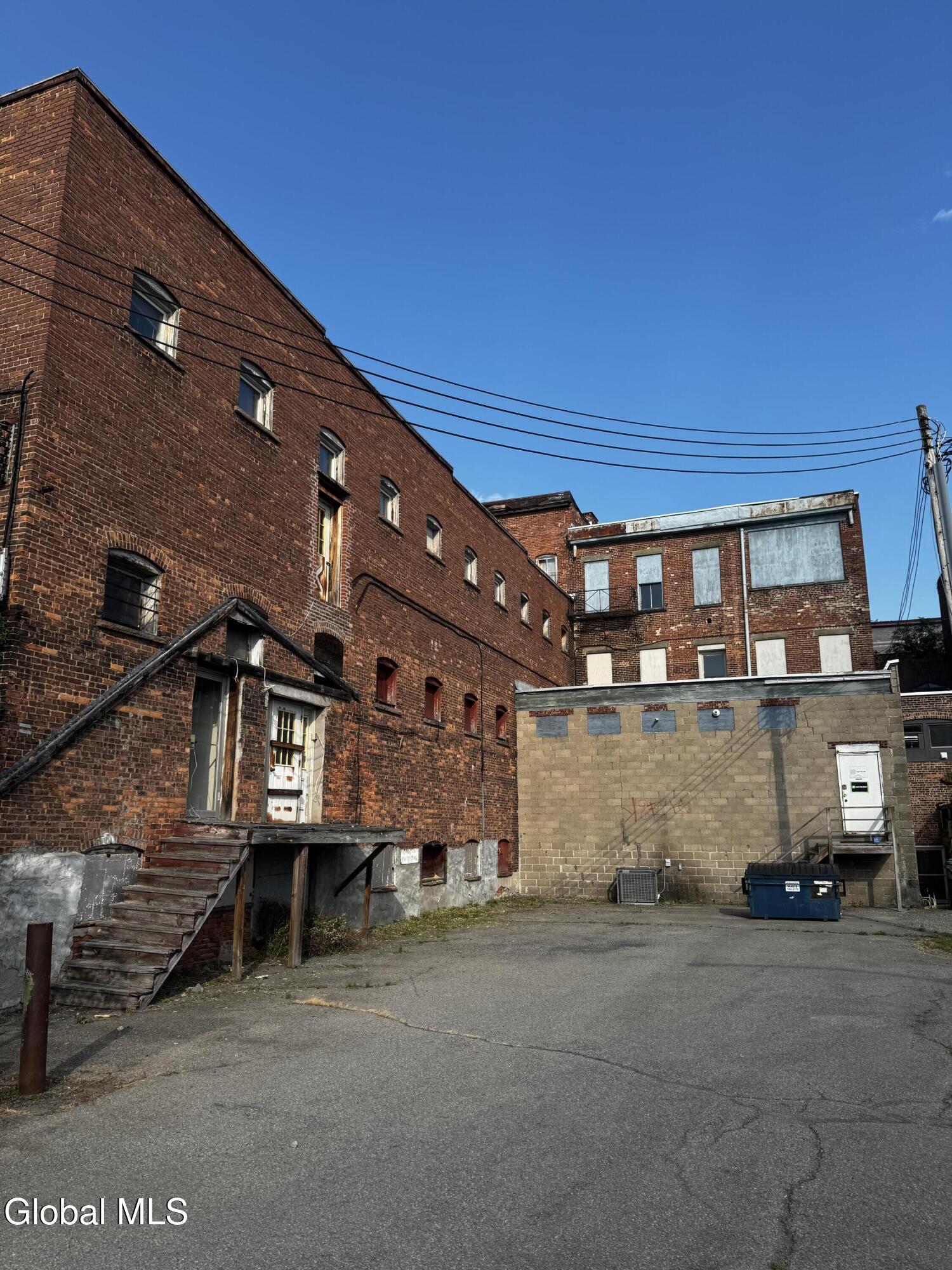 39 N Main Street Gloversville NY 12078