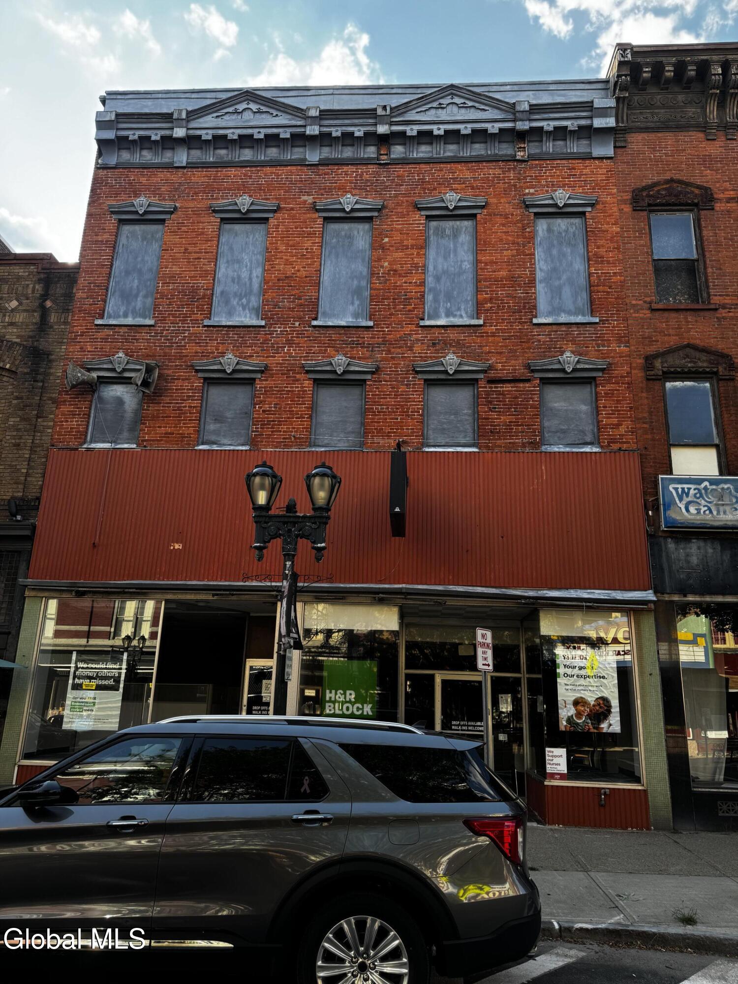 39 N Main Street Gloversville NY 12078