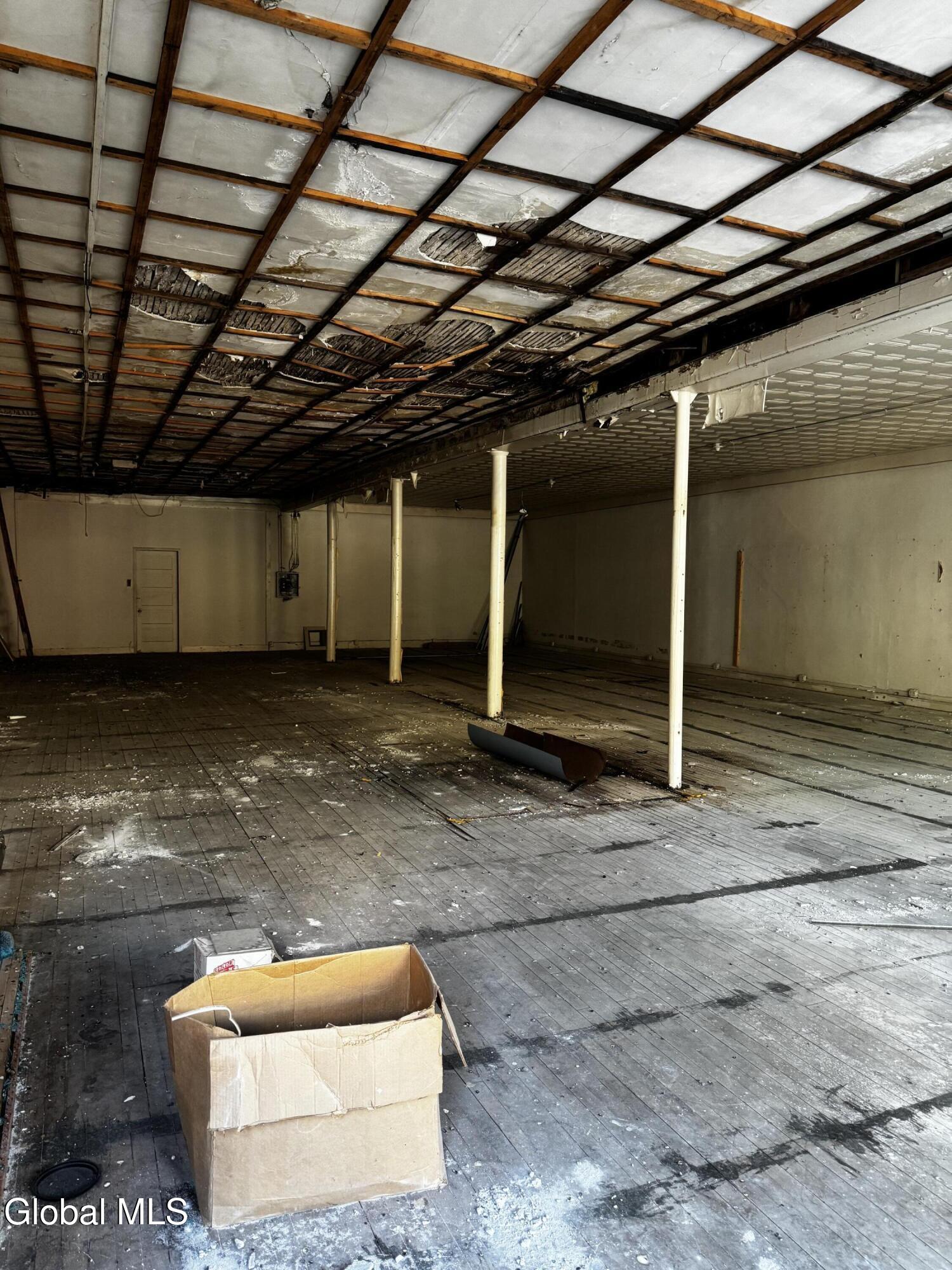 39 N Main Street Gloversville NY 12078