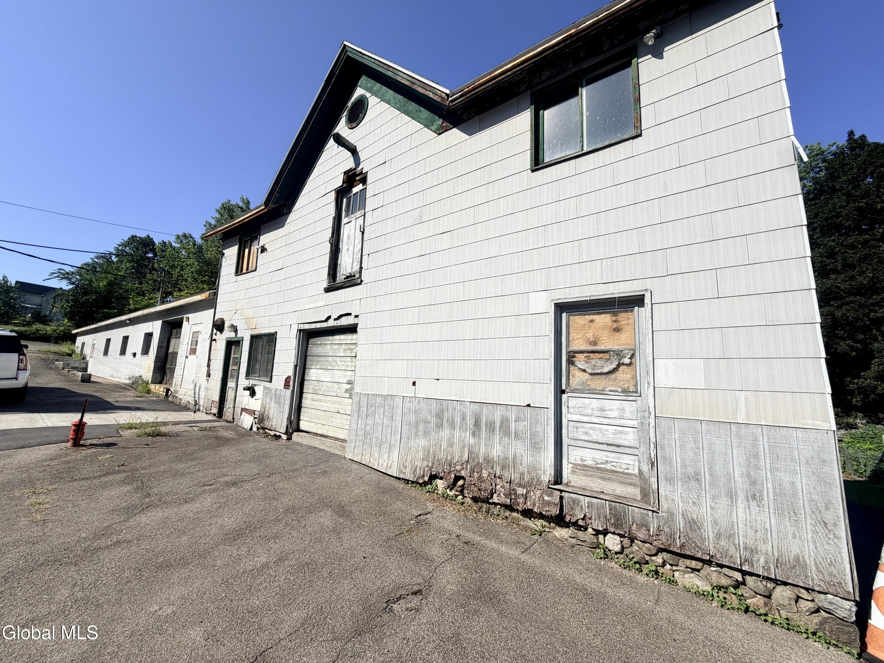 58 Division Street Gloversville NY 12078