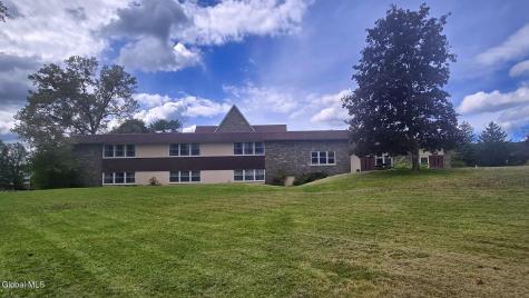 16 Hillcrest Drive Ravena NY 12143