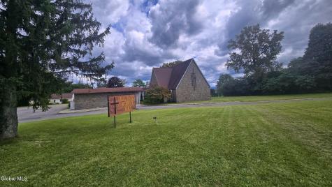 16 Hillcrest Drive Ravena NY 12143