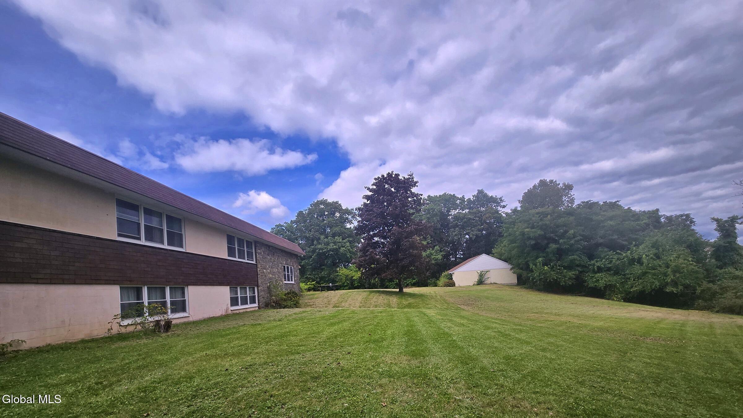 16 Hillcrest Drive Ravena NY 12143