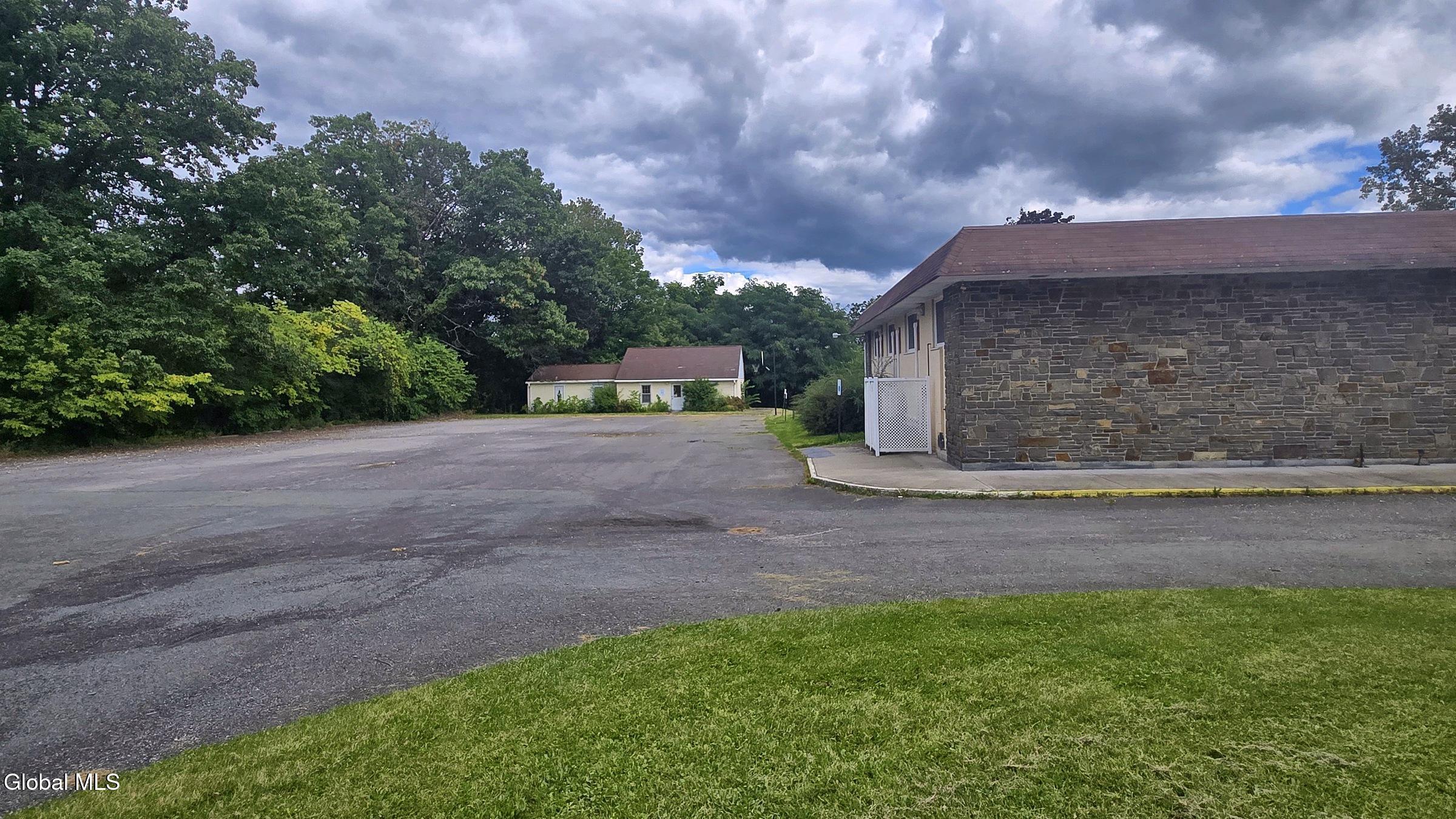 16 Hillcrest Drive Ravena NY 12143