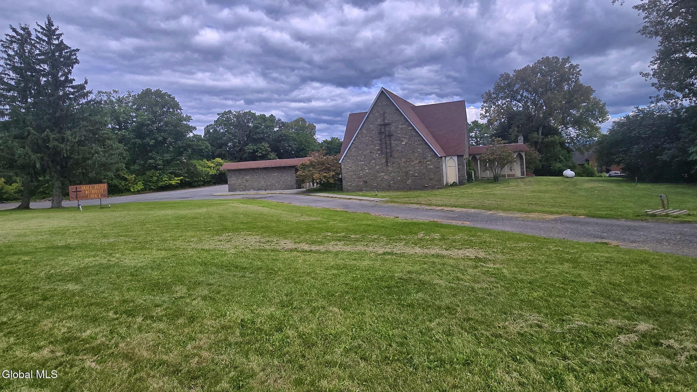 16 Hillcrest Drive Ravena NY 12143