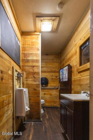 201 Vley Road Scotia NY 12302