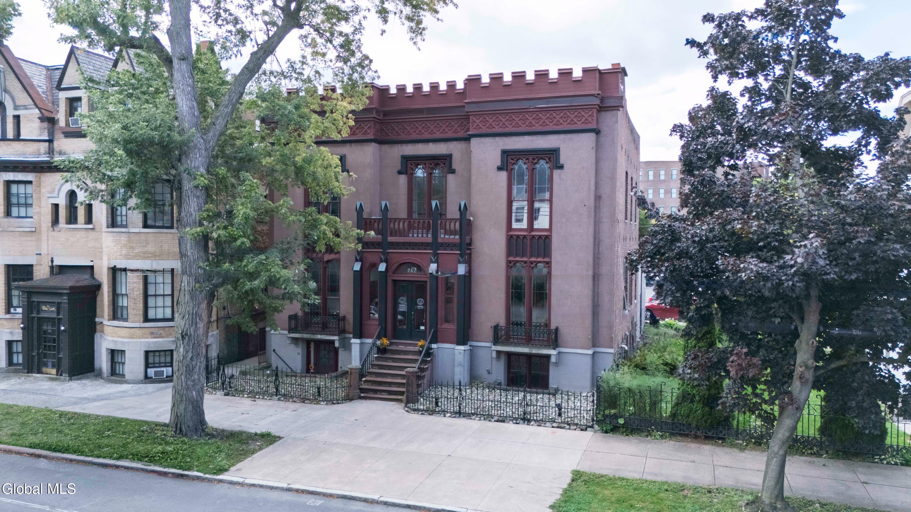 242 Union Street Schenectady NY 12305