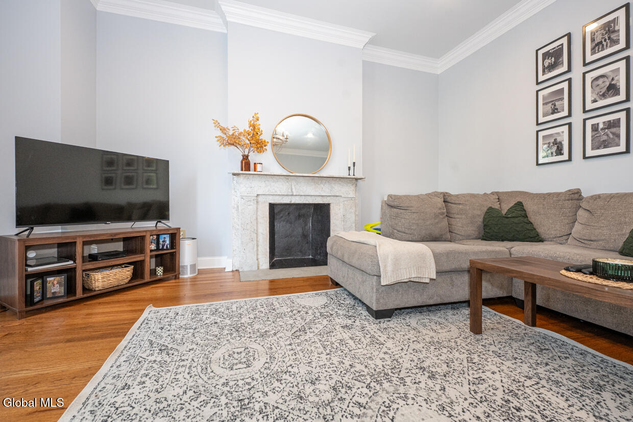 242 Union Street Schenectady NY 12305