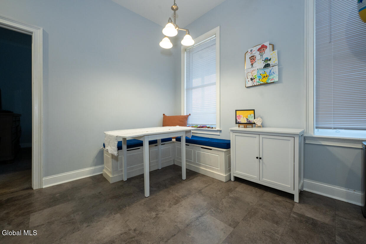 242 Union Street Schenectady NY 12305