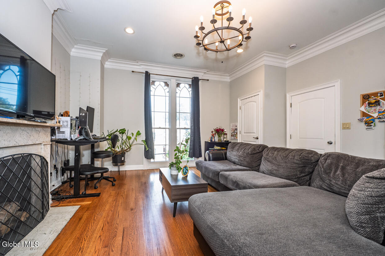 242 Union Street Schenectady NY 12305