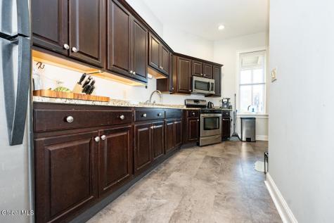 242 Union Street Schenectady NY 12305