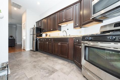242 Union Street Schenectady NY 12305