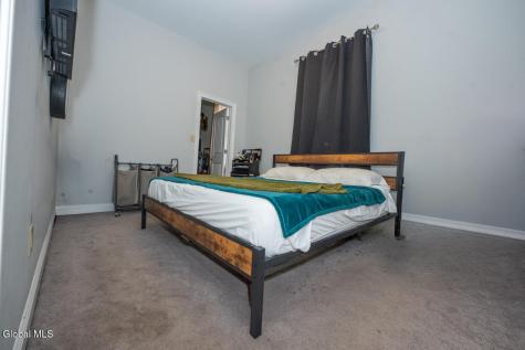 242 Union Street Schenectady NY 12305