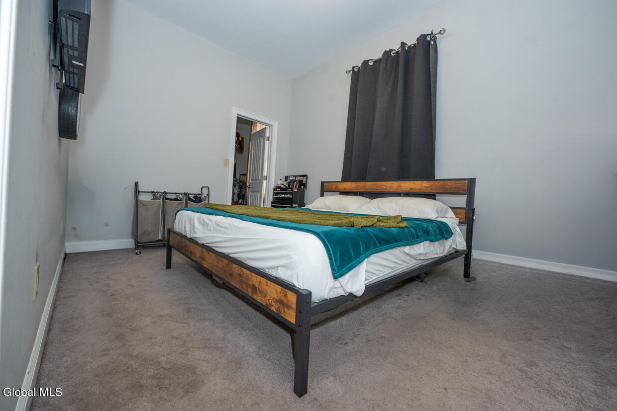 242 Union Street Schenectady NY 12305