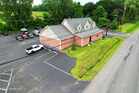 1915 Us-9 Halfmoon NY 12065
