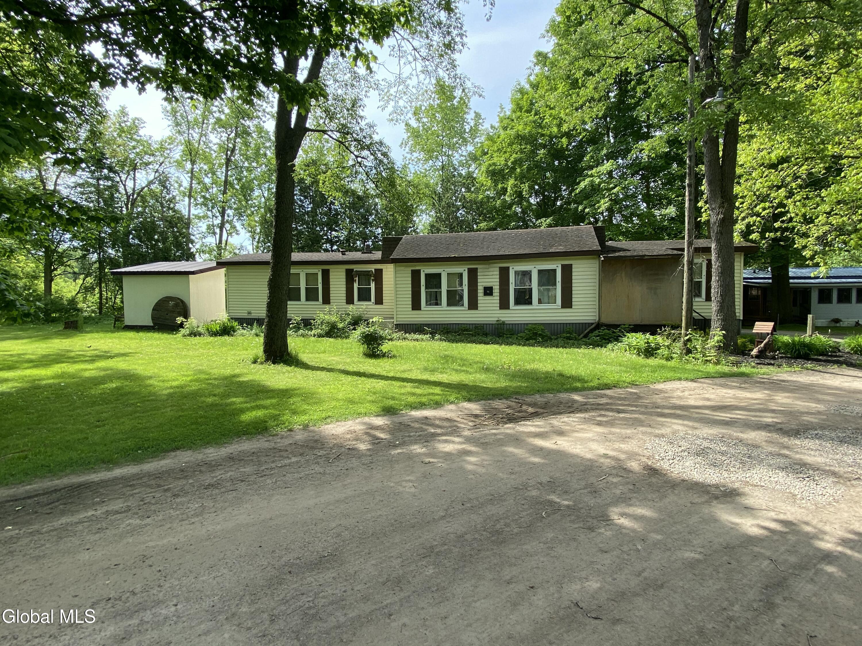 7965-7967 Ny-5 Saint Johnsville NY 13452