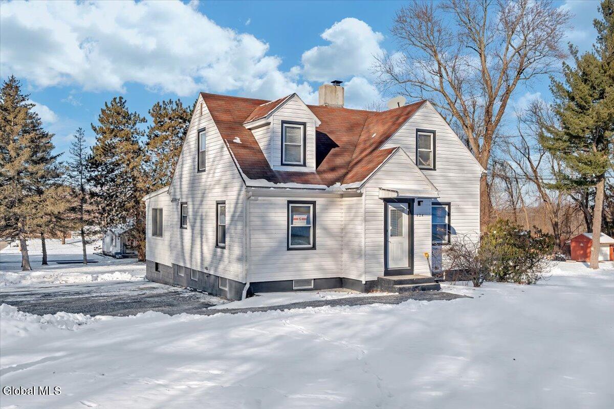 424 N Greenbush Road Troy NY 12144
