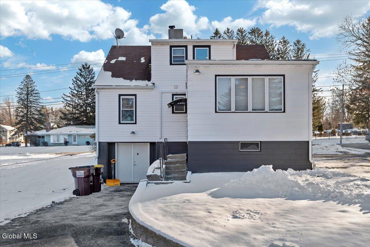 424 N Greenbush Road Troy NY 12144