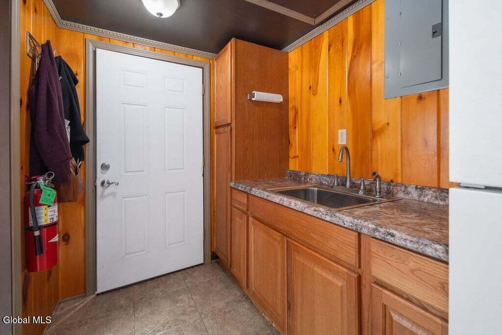 3585 Us-20 Sloansville NY 12160