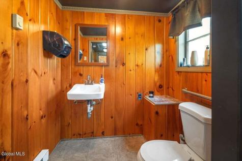 3585 Us-20 Sloansville NY 12160