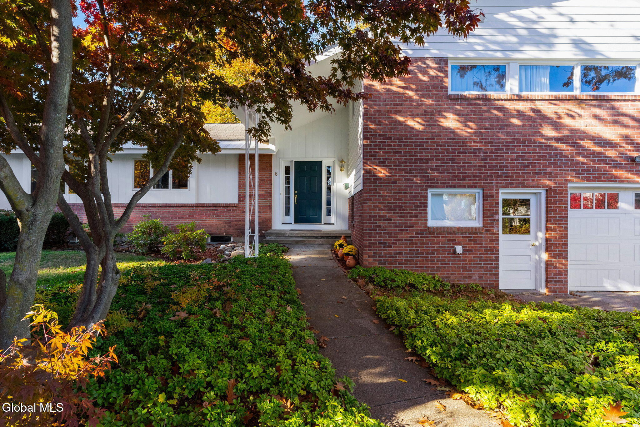6 Arbor Dr / 591 Glen Street Glens Falls NY 12801