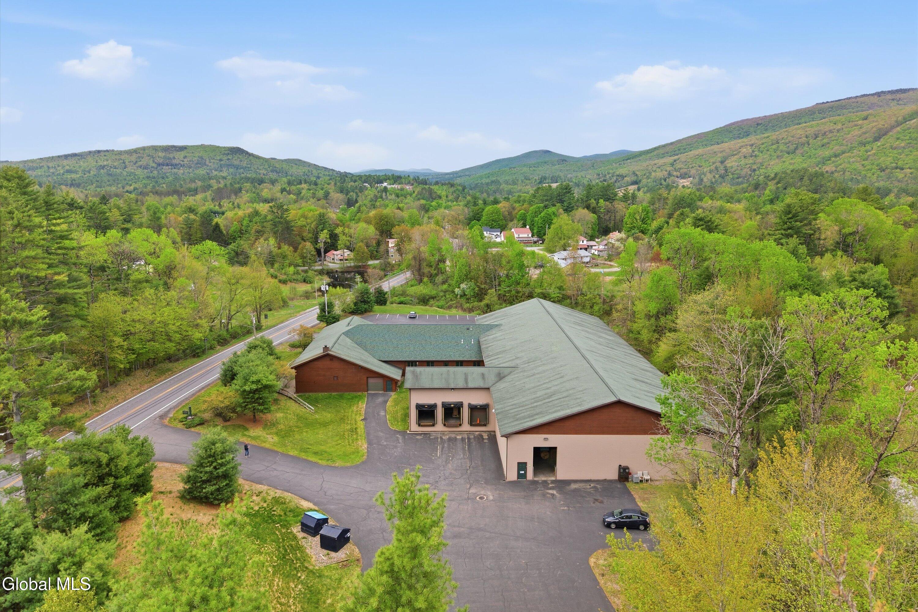 149 State Route 28n North Creek NY 12853
