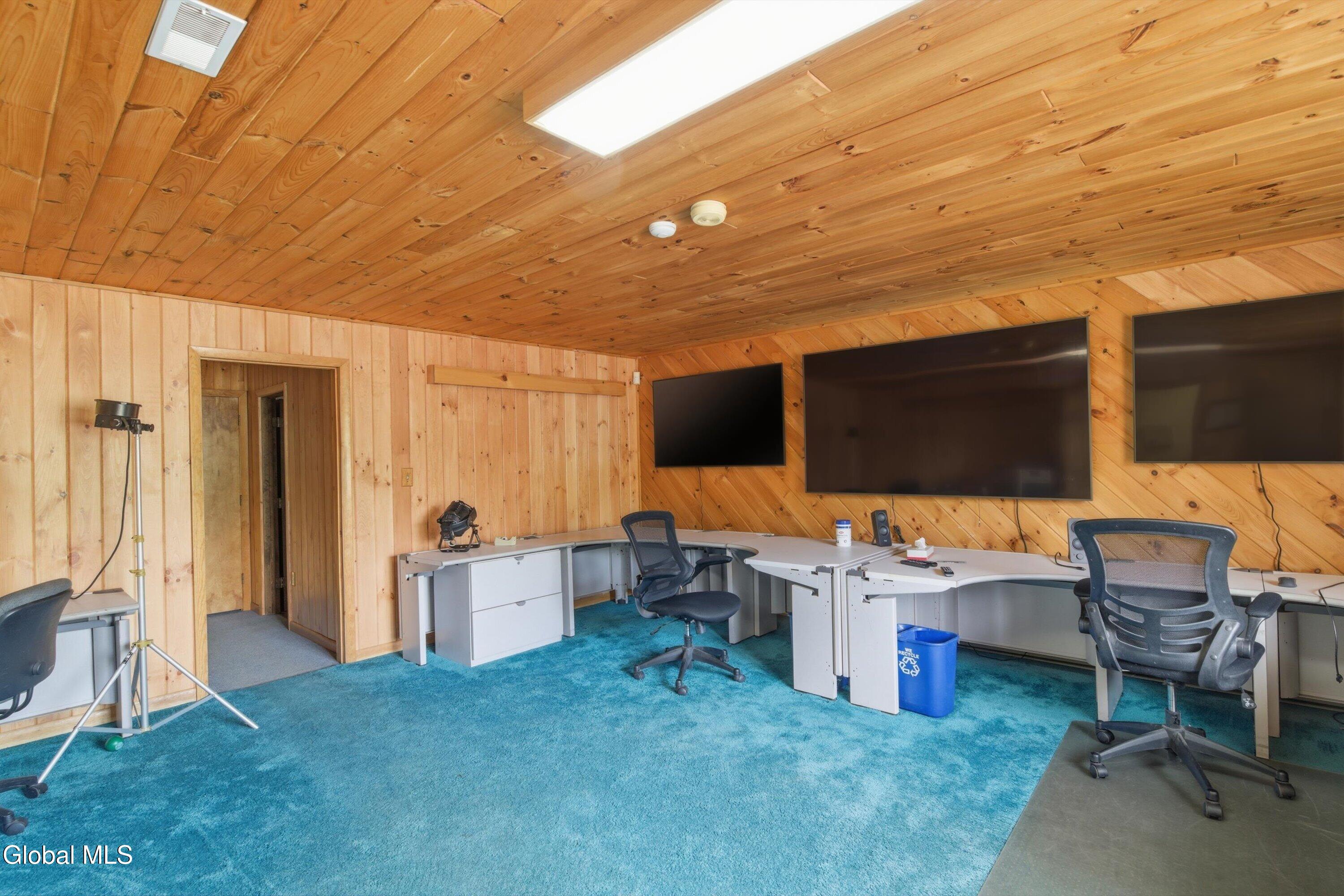 149 State Route 28n North Creek NY 12853