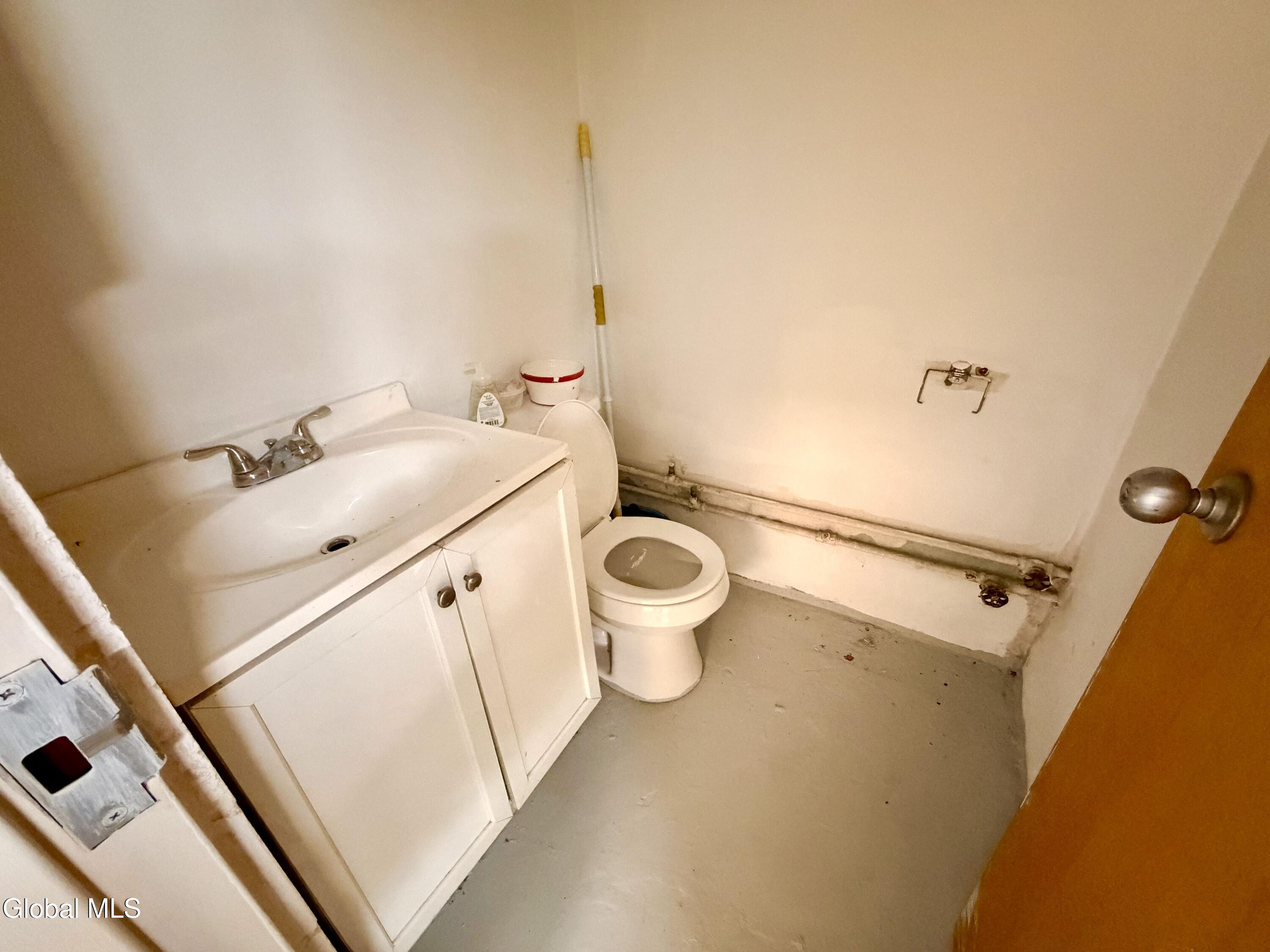 2558 Guilderland Avenue Schenectady NY 12306