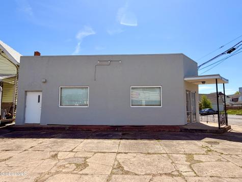 2558 Guilderland Avenue Schenectady NY 12306
