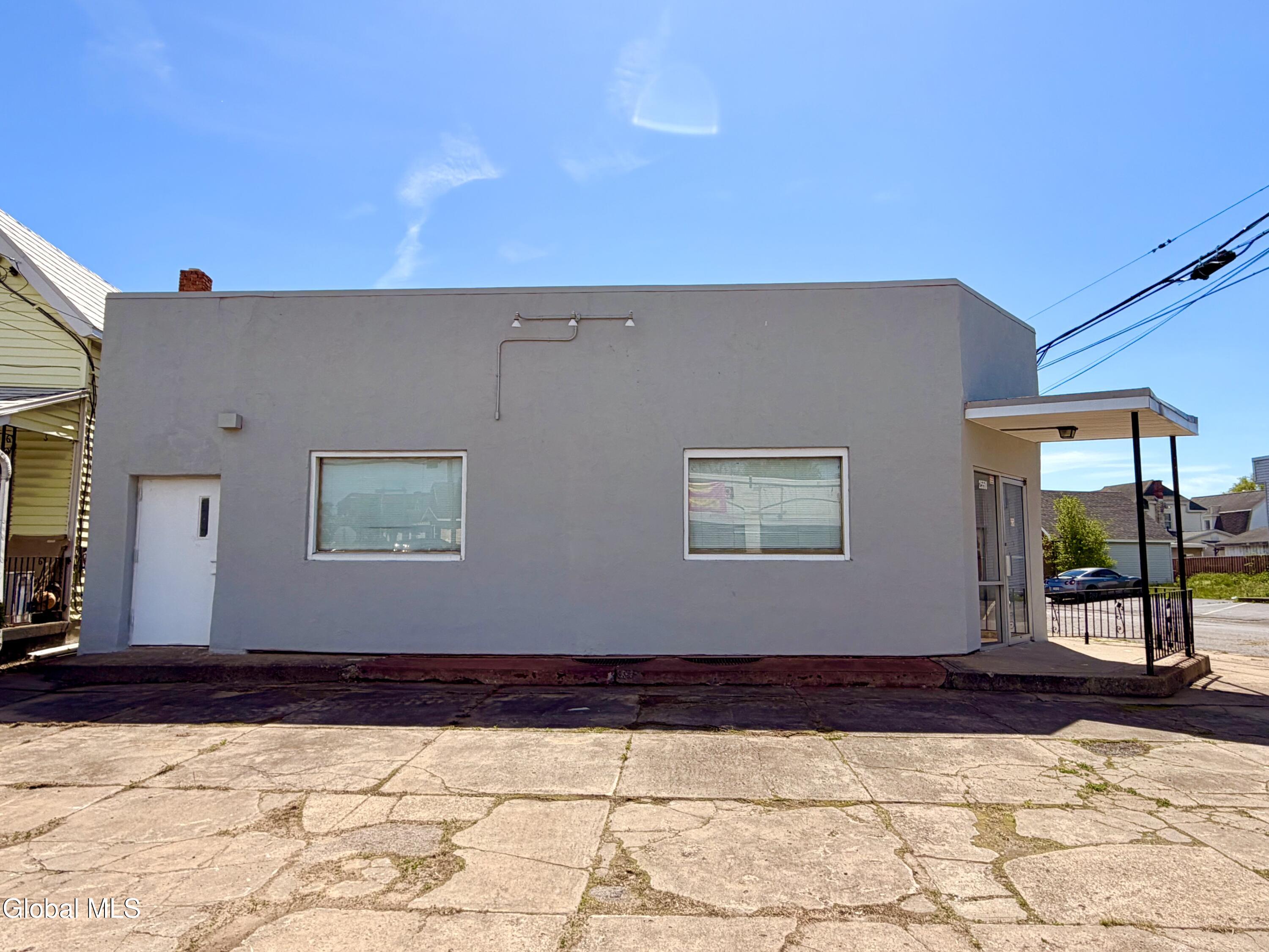 2558 Guilderland Avenue Schenectady NY 12306