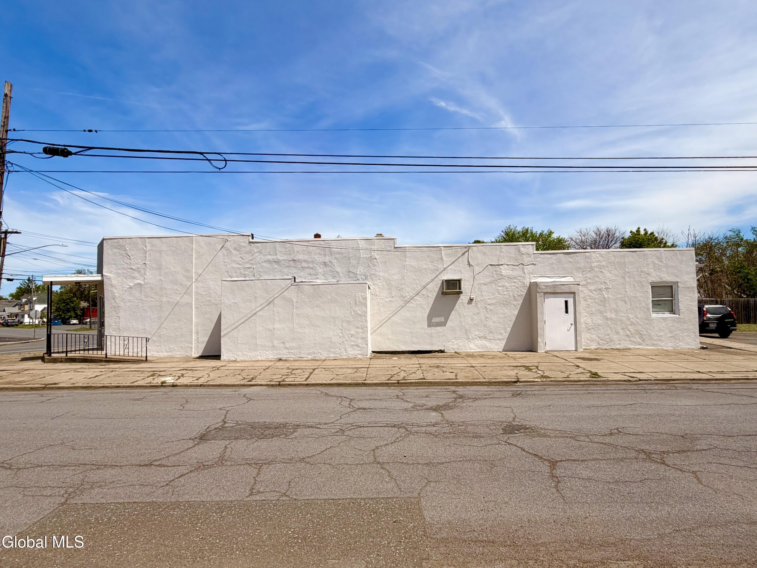 2558 Guilderland Avenue Schenectady NY 12306