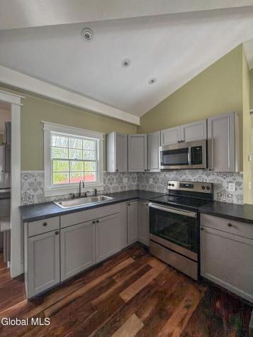 11305 New York 32 Greenville NY 12083