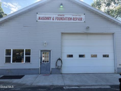 2438 Route 9w Ravena NY 12143