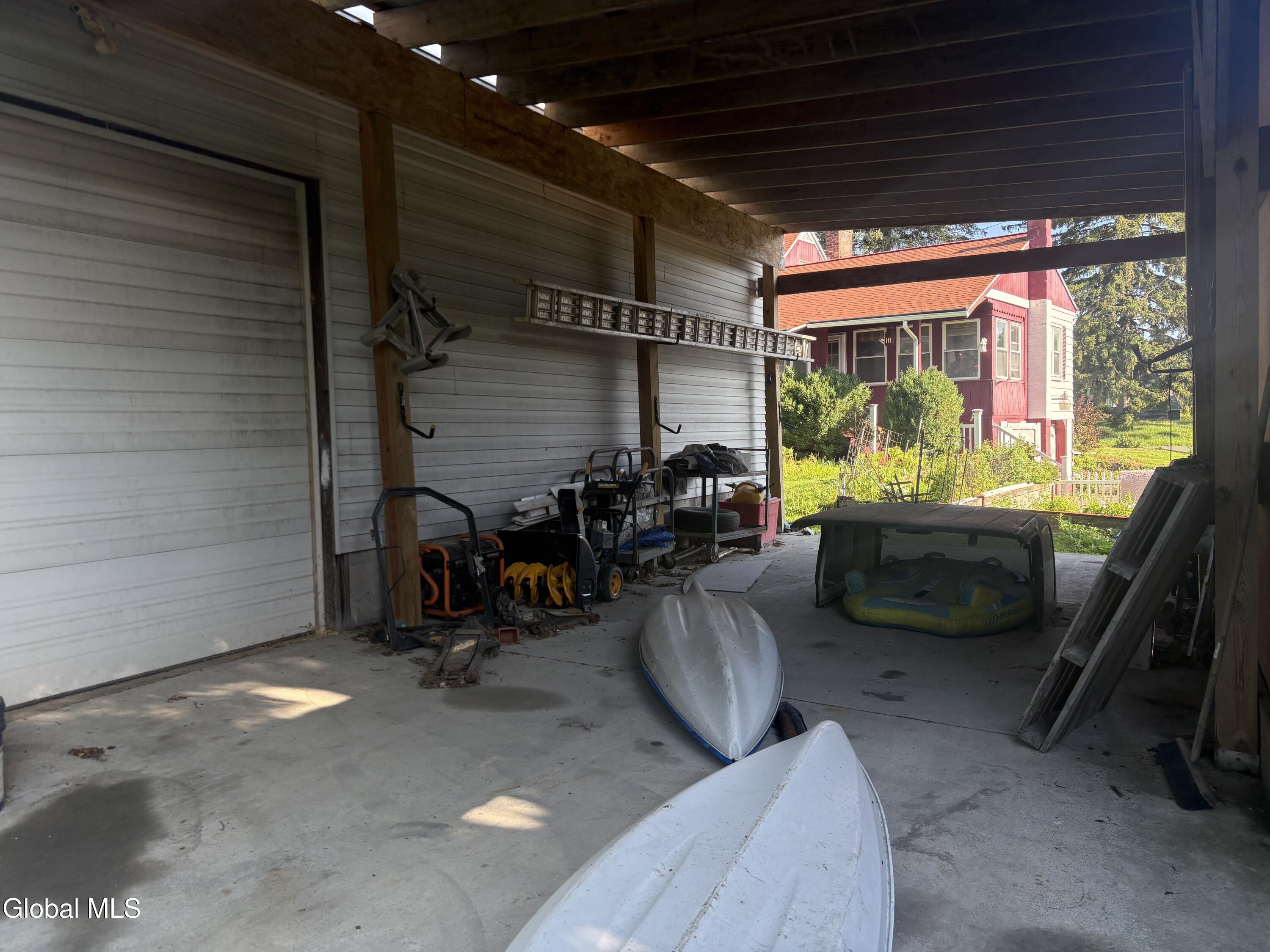 2438 Route 9w Ravena NY 12143